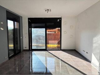 House in Calle can tabola 23j. Casa a montmeló en venta