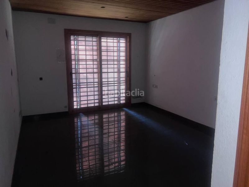 Foto f26b6445-447e-4850-a71a-969032e9e3d8. Chalet in calle enric borràs 1 in Caldes de Montbui