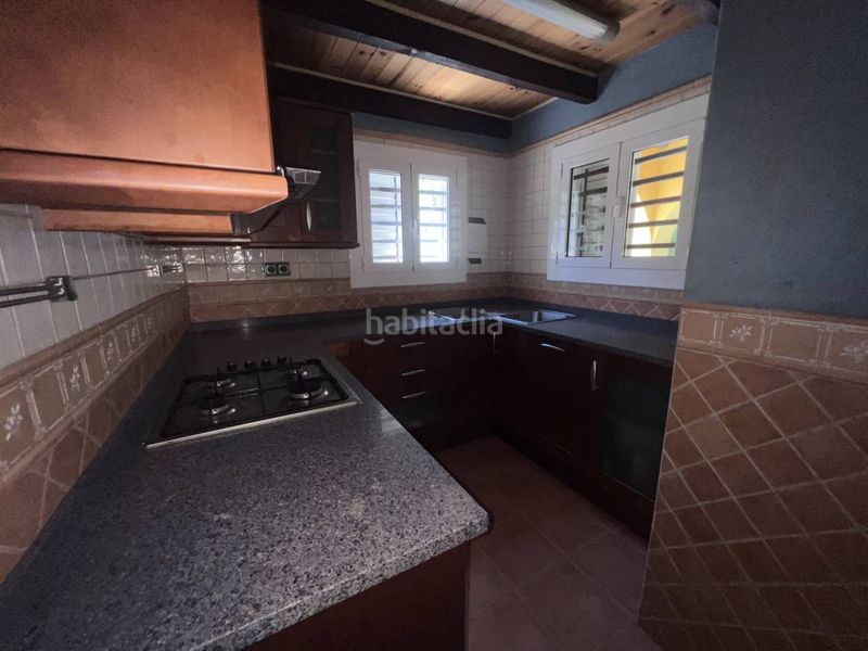 Foto c26354cd-602e-453d-bf0b-ad7b96093237. Casa a calle orellana 1 a Vallgorguina