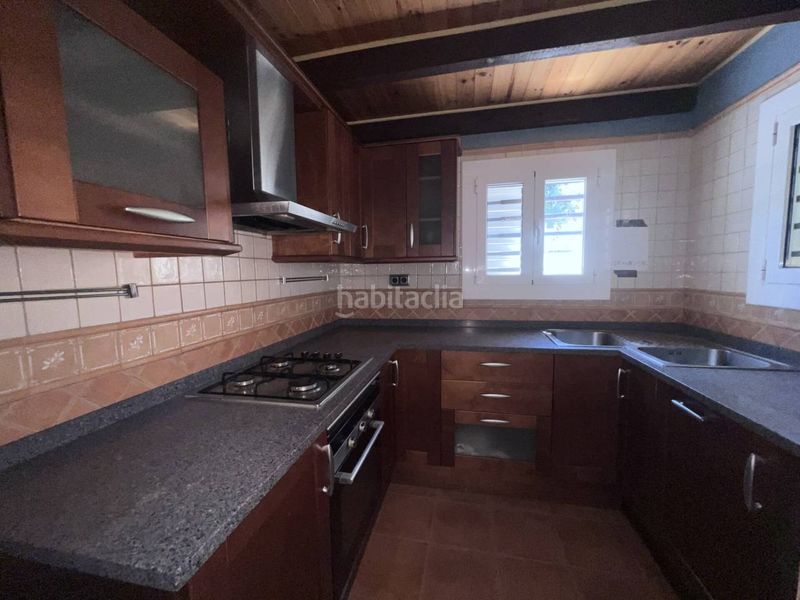 Foto d601867f-3ec9-432f-b80b-06b6fc9d8773. Casa a calle orellana 1 a Vallgorguina