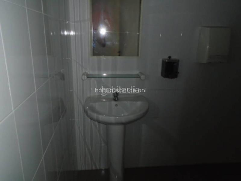 Foto 24c67555-476a-4512-a8ae-bd94728f2229. Local comercial a rei en jaume 137 a Cardedeu