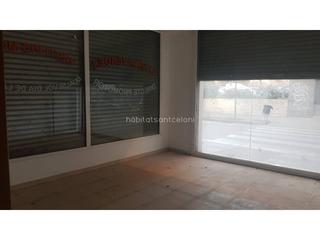 Geschäftsraum  De dosrius. Local en venta en cardedeu