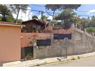 Maison à Josep maria de segarra 11. Casa ocupada en venta en sant pere de vilamajor