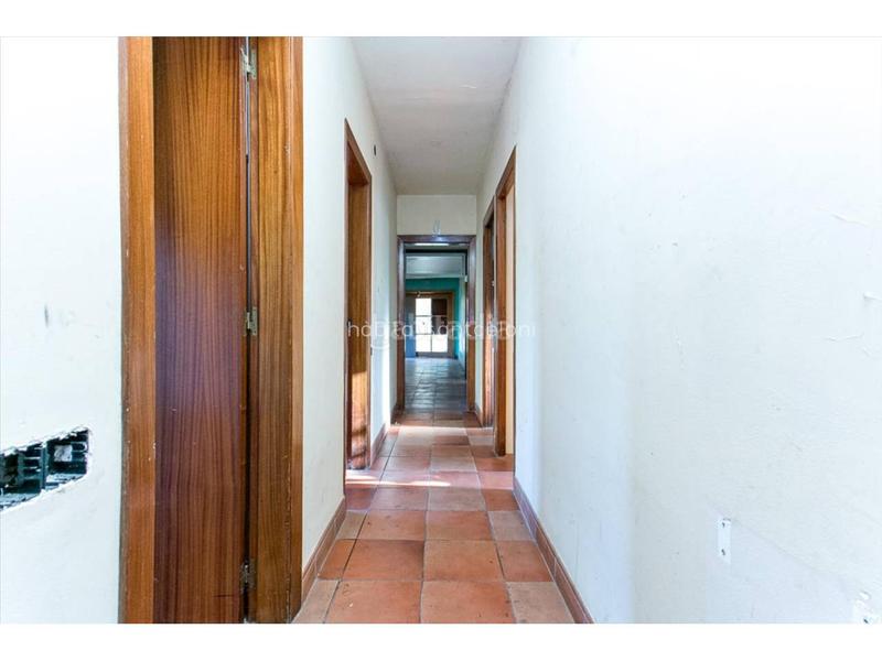 Foto 16f0427e-a061-49fb-9f17-b0a6b1e0222d. Casa amb aparcament piscina a Roca del Vallès (La)