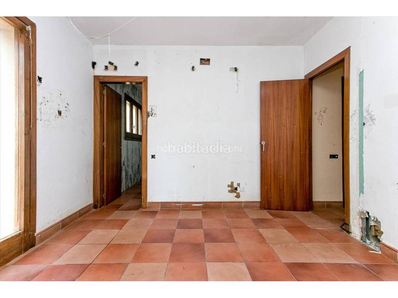 Foto 19cbf2d1-f5c8-4df6-a37e-c53facc2368a. Casa amb aparcament piscina a Roca del Vallès (La)