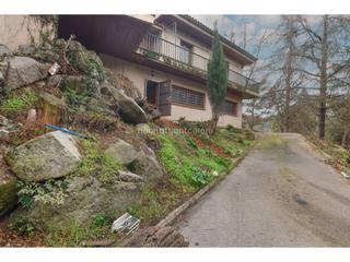 Casa  Orrius. Casa en venta en la roca del valles, ocupada