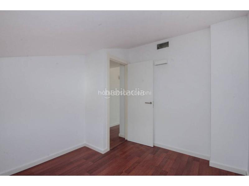 Foto e199e7ee-7dbf-41c7-95d8-27cc3acfdcfd. Appartamento in enric gayarre 21 in Roca del Vallès (La)