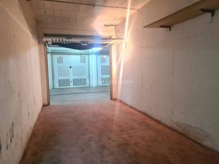 Aparcament cotxe  Lluís companys. Garaje cerrado en venta en sant celoni