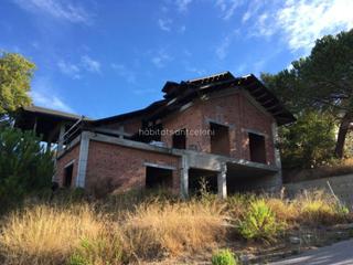Maison à Tòfona 1. Casa en construcción en venta en vallgorguinacanada park