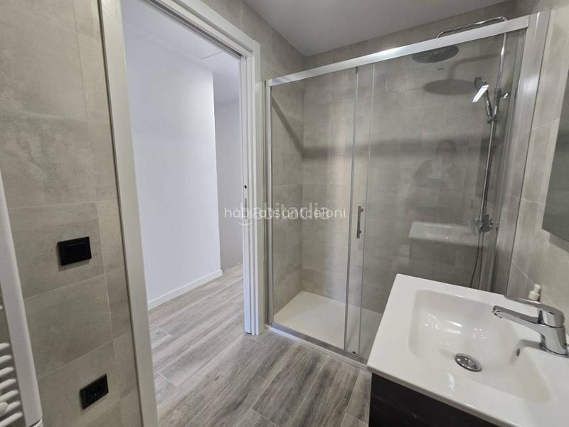 Foto 4572d264-2ca9-42e8-b133-37c011b28fd7. Casa adossada amb calefacció aparcament a Sant Celoni