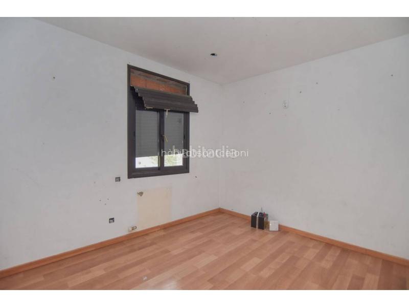 Foto 6123f013-382b-4628-b27c-0f1ebe66f1f0. Casa con parcheggio in Santa Maria de Palautordera