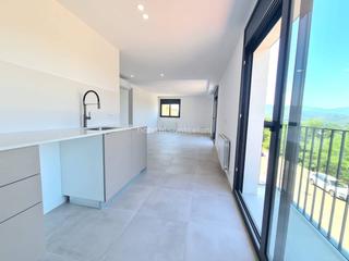 Rent Flat in Hostalric. Piso en alquiler en hostalric de obra nueva