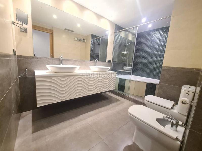 Foto e220093c-6d49-46f7-adc1-80af01b26263. Rent duplex with heating parking in Sant Celoni