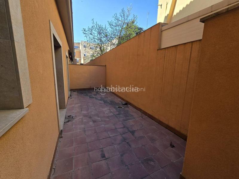 Foto 1bbdd4b9-67af-4192-bdfd-4174f8392ad5. Locale commerciale in guayaquil 38 in Centre Granollers