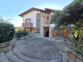 Haus  Calle els gorgs. Casa en venta en les franqueses del vallès