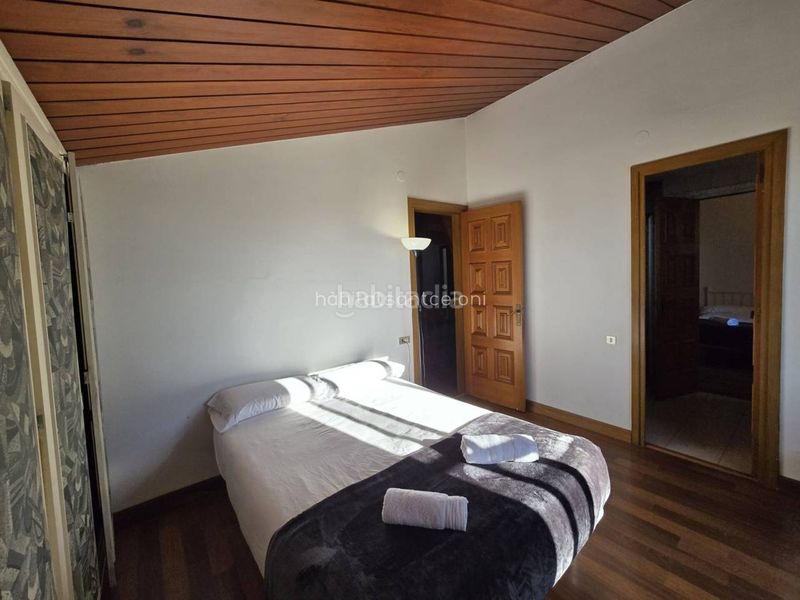 Foto 39e7075c-8190-4c8b-a635-1ba8ec185875. Casa amb calefacció aparcament piscina a Franqueses del Vallès (Les)