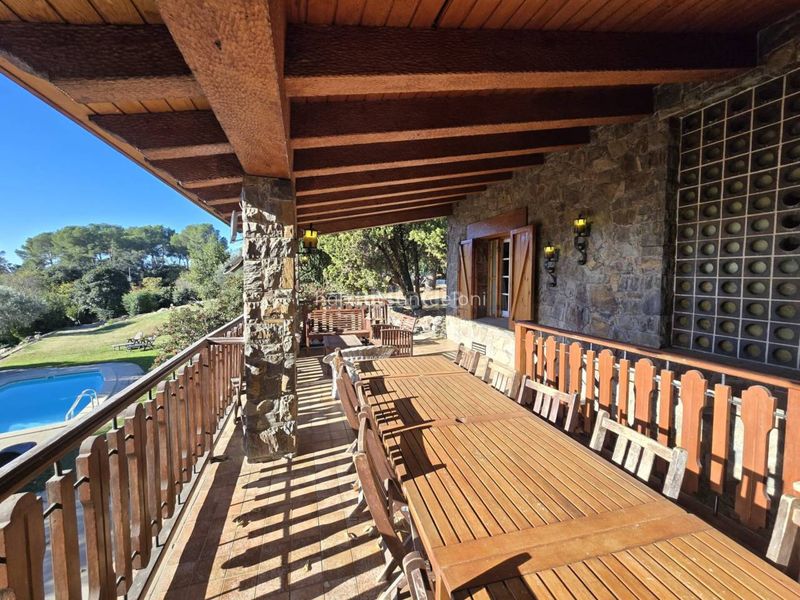 Foto 765ed1a6-65c8-4843-8f2c-1ff6c999c369. Casa amb calefacció aparcament piscina a Franqueses del Vallès (Les)