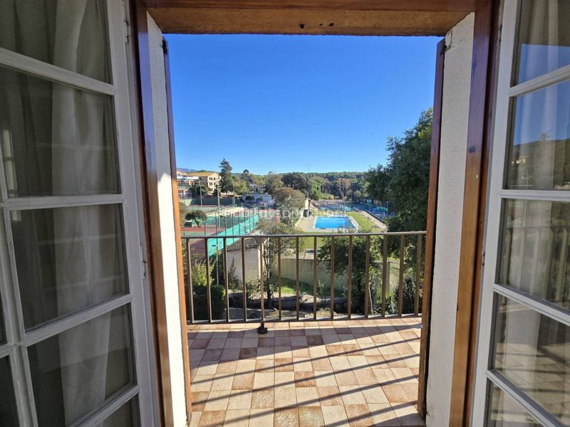 Foto d06c8df0-74ef-454a-8511-3f648902b1e0. Casa amb calefacció aparcament piscina a Franqueses del Vallès (Les)