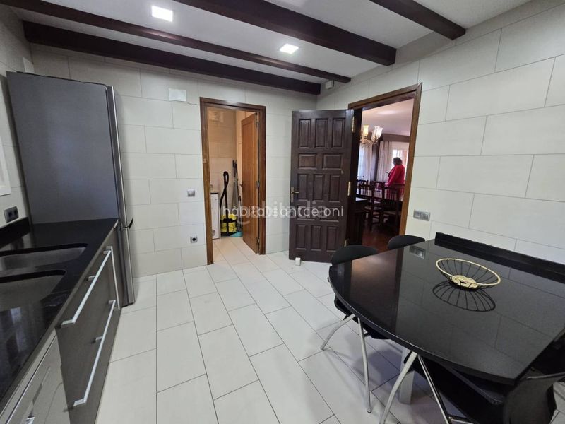 Foto ff7c6afc-4390-4613-914c-bfc3c183d127. Casa amb calefacció aparcament piscina a Franqueses del Vallès (Les)