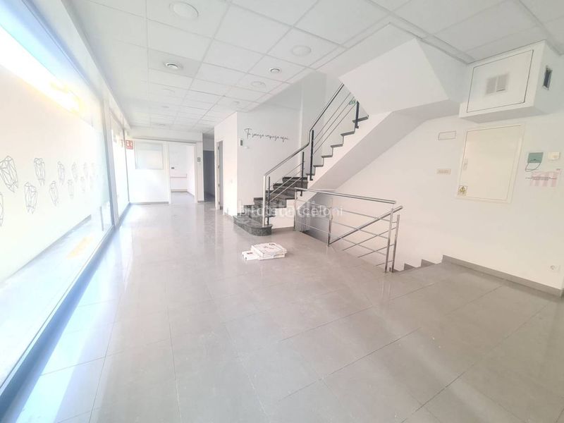 Foto c7a163d2-bf8a-4f89-a8ab-a4564ffe135e. Lloguer local comercial a Sant Celoni