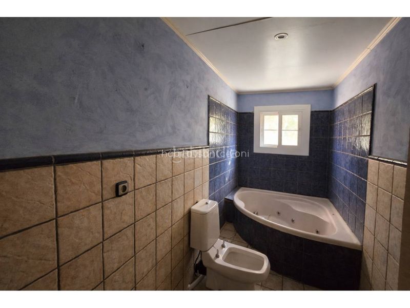 Foto 77423d77-94ef-4ad5-b0c7-c3fce7412f43. Casa  en venta en Vallgorguina
