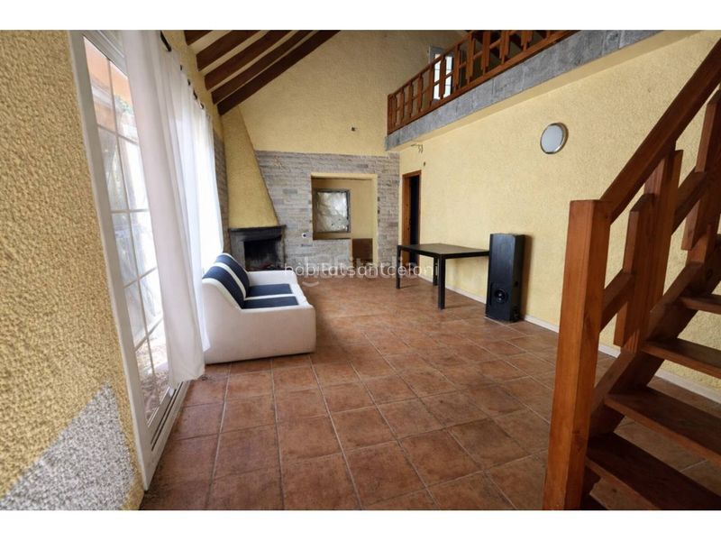 Foto 92da9cf4-20eb-48d1-a29e-63a074ebe1d1. Casa  en venta en Vallgorguina