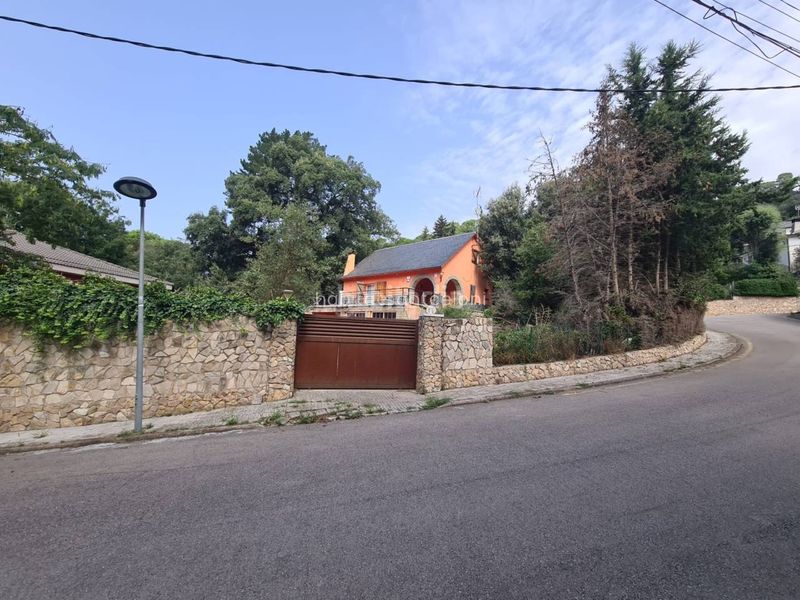 Foto bc26130f-9a3e-4f33-82ce-4bac0d75250c. Casa a Vallgorguina