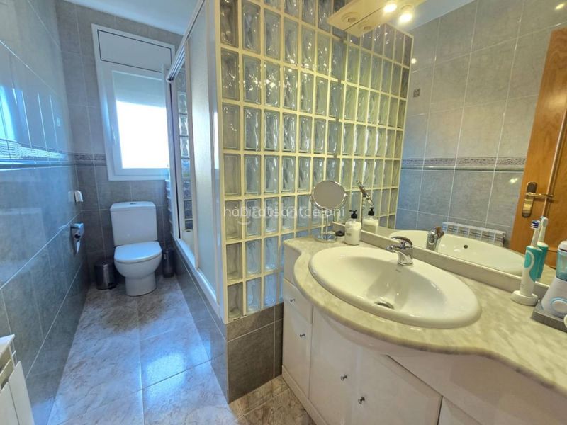 Foto 8d276775-a361-409e-b38e-f8a683461745. Casa amb calefacció aparcament a Riells i Viabrea