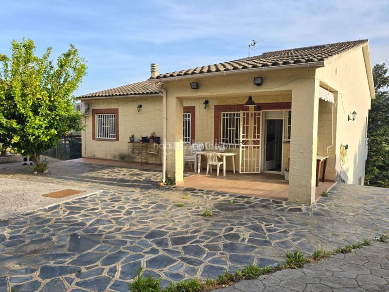 Foto a7ca660e-1437-48f7-a419-8a787869119e. Casa amb calefacció aparcament a Riells i Viabrea