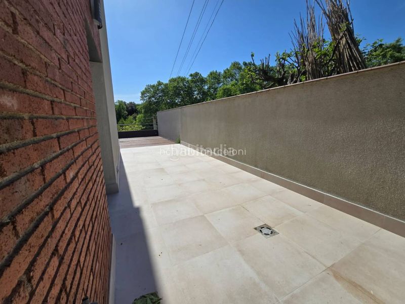 Foto 465d6c9f-ed6c-4f84-9edb-9af95309e15e. Casa adossada amb calefacció aparcament piscina a Campins