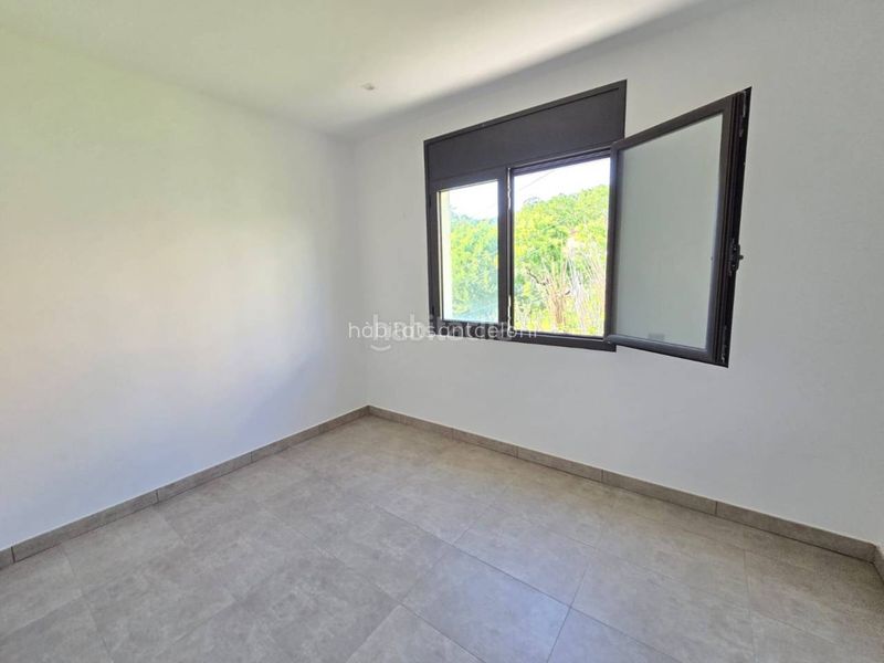 Foto 8e9a322c-2620-4246-8012-4761cd9dda97. Casa adossada amb calefacció aparcament piscina a Campins