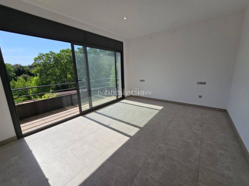 Foto b94389e1-af1d-4260-bed0-8f091c902998. Casa adossada amb calefacció aparcament piscina a Campins