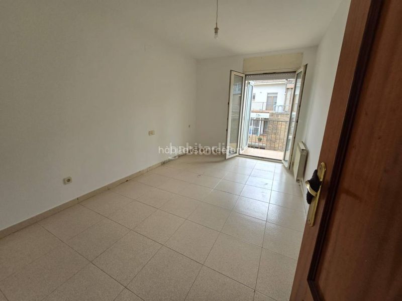 Foto 3b85c810-7d8d-4db9-8ed7-622075c1d421. Piso  en venta en Sant Celoni