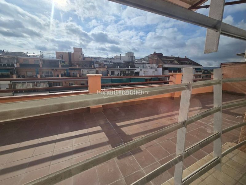 Foto 43a56a9c-1454-4bea-9b54-b34e2eba63c7. Àtic a Sant miquel Granollers