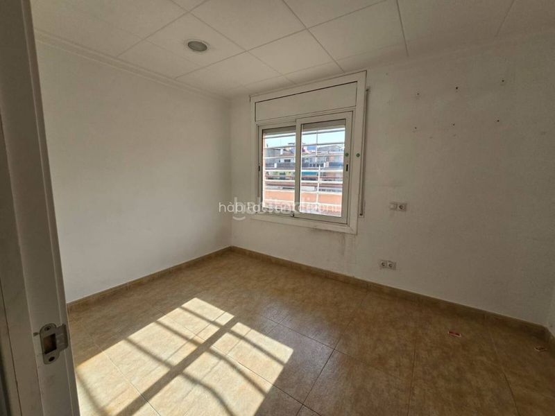 Foto c568b0be-a010-425c-bc7a-c625b93f3982. Àtic a Sant miquel Granollers