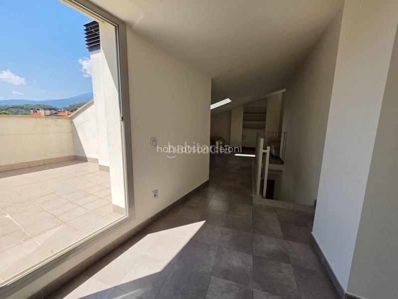 Foto 6b46e2b8-b03a-42ca-821e-aaeb78631756. Duplex con riscaldamento parcheggio in Sant Celoni