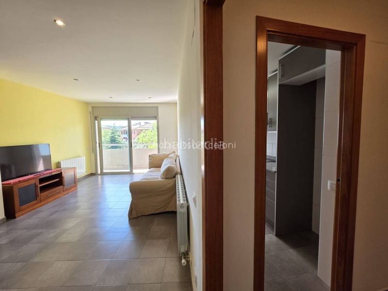 Foto f546fa24-f2aa-404f-aa6e-1b72cdc5c421. Duplex con riscaldamento parcheggio in Sant Celoni
