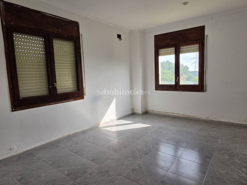 Foto 40f40304-aa99-490a-87ea-1c74d9fe1a33. Casa a calle dàlia 14 a Santa Maria de Palautordera