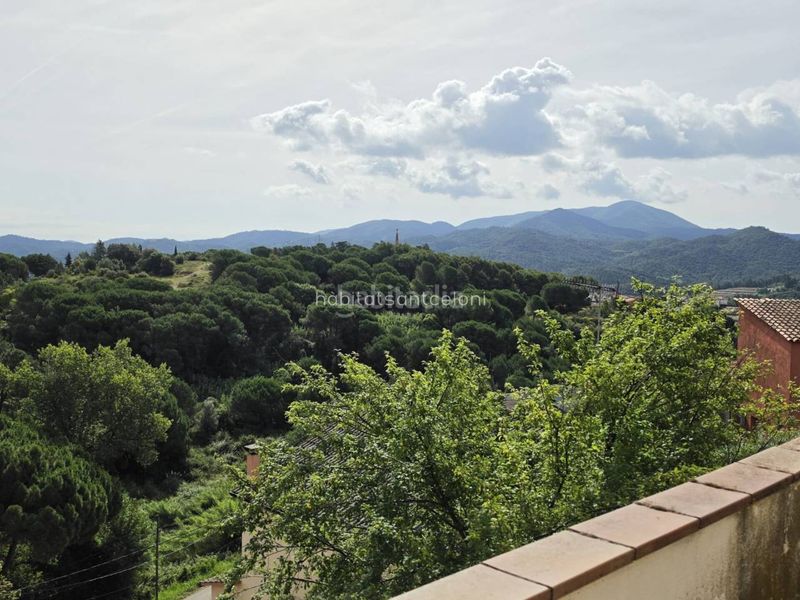 Foto 56b9d374-2465-4154-bd99-b89d7eacd517. Casa a calle dàlia 14 a Santa Maria de Palautordera