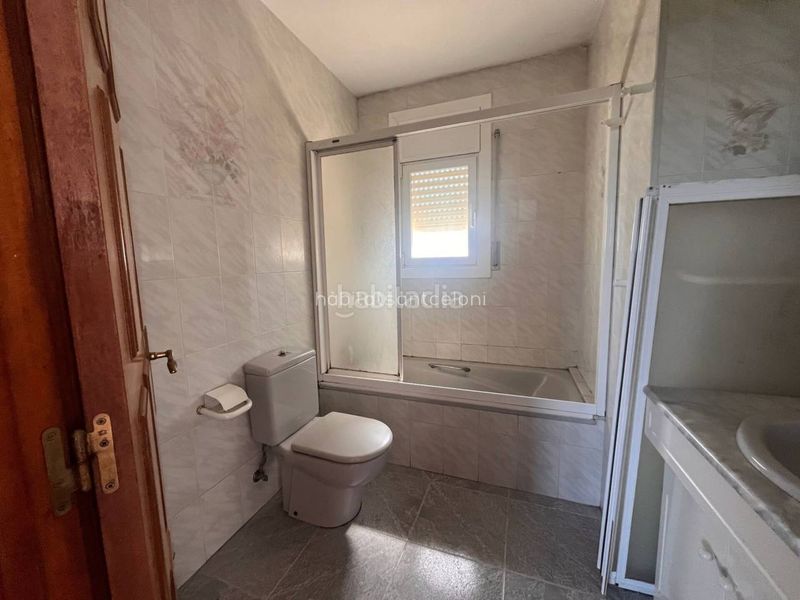 Foto e0e252ce-aea0-4ae5-8fff-7a31f5a4eb04. Casa a calle dàlia 14 a Santa Maria de Palautordera