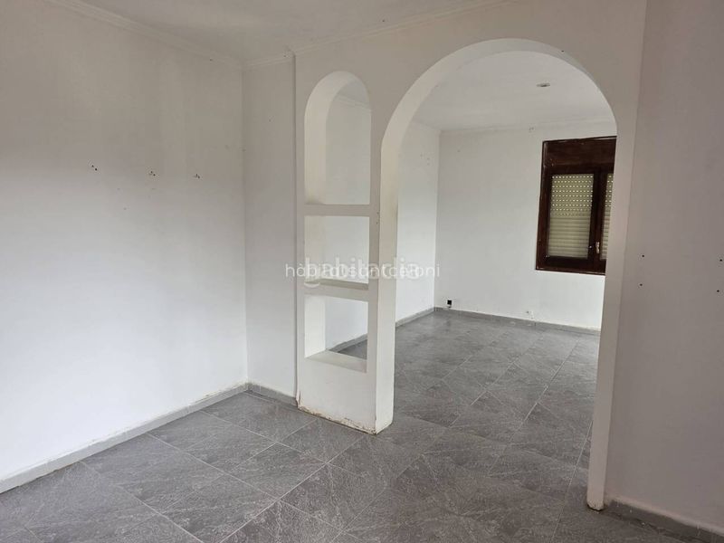 Foto ecc0f295-15b9-4e1e-b584-0654e9a683b4. Casa a calle dàlia 14 a Santa Maria de Palautordera