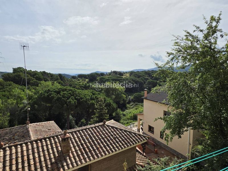 Foto f4162384-0f64-4785-a9c8-d7f5b0e21614. Casa a calle dàlia 14 a Santa Maria de Palautordera
