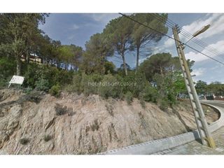 Landgut in Calle Tarragona 25