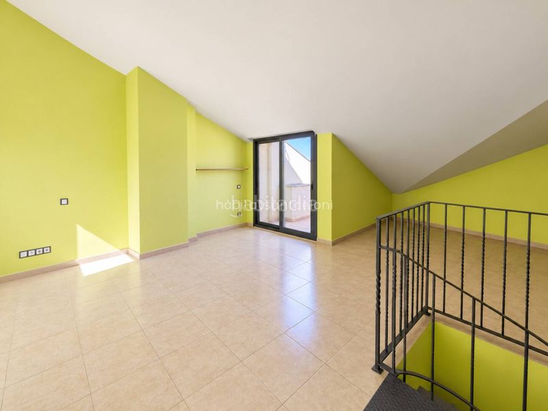 Foto 03b47fbf-e1a4-488f-913b-f06cc6079986. Duplex avec piscine dans Riells i Viabrea