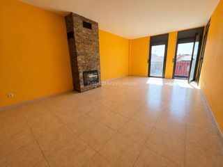 Dúplex  Avenida agustí simón. Dúplex en venta en riells i viabrea