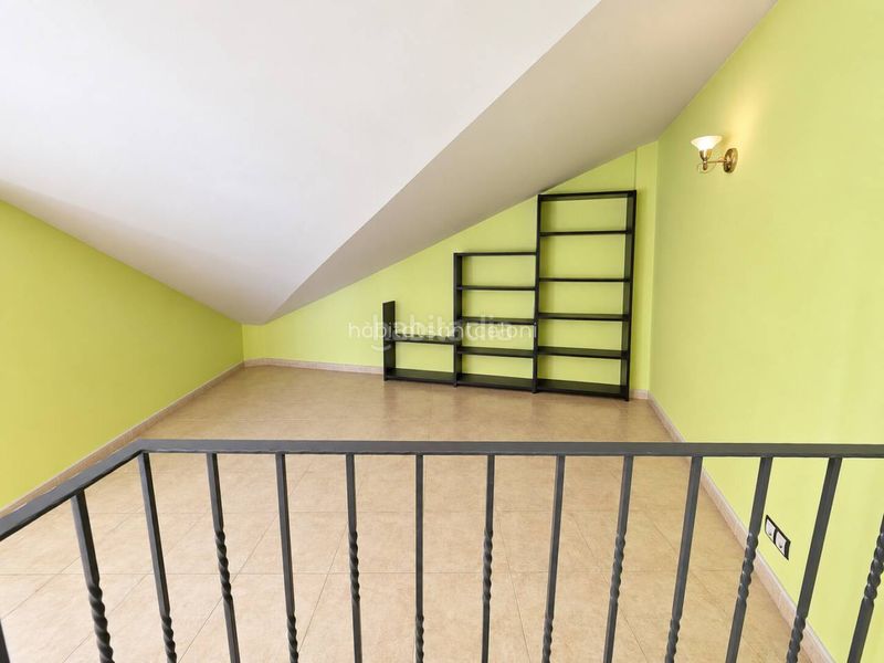 Foto b6fb1ea9-2cd7-44f5-99fa-ef879fbb561e. Duplex avec piscine dans Riells i Viabrea