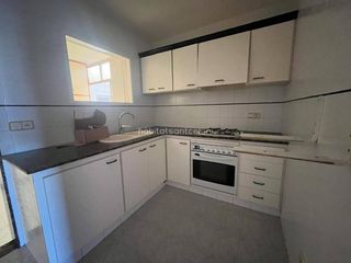 Pis  Calle esteve garrell i escorsell. Piso en venta en granollers
