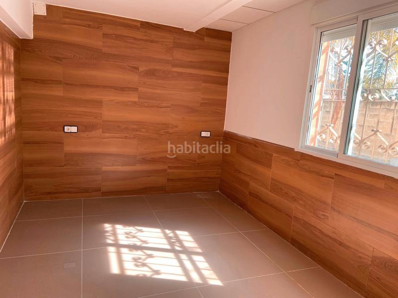 Foto e087ac08-3fda-47fe-986d-1e59f59b534d. Chalet  independiente a pocos metros de la playa- en Cambrils