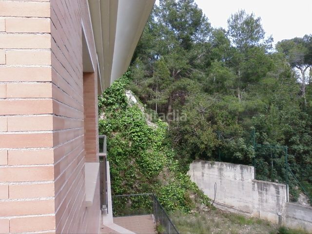 Foto 164185ef-1a42-443f-b6d6-32f287fff026. Casa aparellada amb calefacció aparcament piscina a Salou