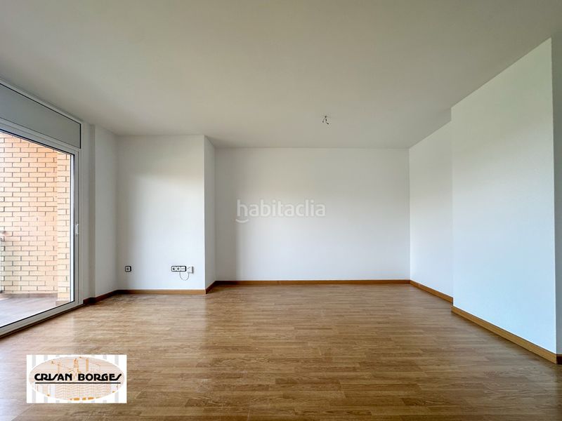 Foto b48b89ce-b803-49aa-bc9b-89a788e4855f. Pis amb piscina a Migjorn Reus